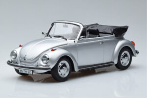 Volkswagen Beetle 1303 Kabriolet Srebrny Norev 1:18