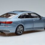Volkswagen Passat B8 Niebieski FAW 1:18 ZVF000003A Metal - image 3 of 7
