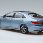 Volkswagen Passat B8 Niebieski FAW 1:18 ZVF000003A Metal - image 6 of 7