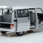 Volkswagen T4b Transporter Caravelle Minibus Schuco 1:18 450041500 Metal - image 2 of 8