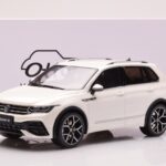 Volkswagen Tiguan R Biały Otto 1:18 - image 6 of 6