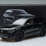 Volkswagen Touareg CR Czarny FAW 1:18 LTC761021BLA Metal - image 7 of 7