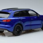 Volkswagen Touareg CR Niebieski FAW 1:18 LTC761021BLU Metal - image 3 of 7