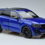 Volkswagen Touareg CR Niebieski FAW 1:18 LTC761021BLU Metal - image 5 of 7