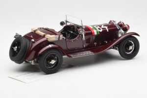 Alfa Romeo 1750 GS Spider #84 T. Nuvolari / B. Guidotti Mille Miglia Winner 1930 CMC 1:18 M-141 Metal — zdjęcie 2 z 6