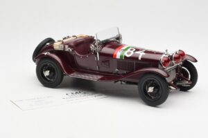 Alfa Romeo 1750 GS Spider #84 T. Nuvolari / B. Guidotti Mille Miglia Winner 1930 CMC 1:18 M-141 Metal — zdjęcie 4 z 6