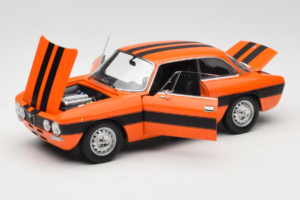 Alfa Romeo 2000 GTV Pomarańczowy Norev 1:18 187918 Metal — zdjęcie 2 z 8