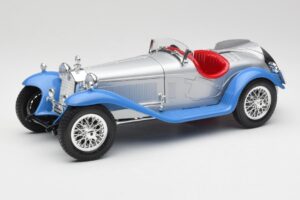 Alfa Romeo 2300 Spider Srebrnoniebieski Bburago 1:18 3008 Metal