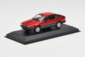 Alfa Romeo Alfetta GTV6 Czerwony Minichamps 1:43 400120140 Metal — zdjęcie 2 z 4