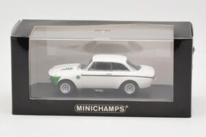 Alfa Romeo Giulia 1300 GTA Junior Biały Minichamps 1:43 400120601 Metal — zdjęcie 3 z 3