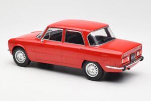 Alfa Romeo Giulia Nuova Super Czerwony MCG 1:18 MCG18145 Metal — zdjęcie 5 z 6