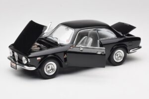 Alfa Romeo Giulia Sprint GTA Czarny Road Signature 1:18 92348 Metal — zdjęcie 2 z 8