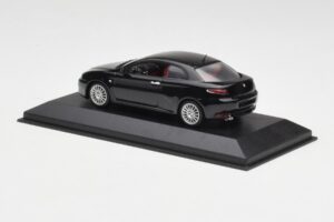 Alfa Romeo GT Czarny Minichamps 1:43 400120320 Metal — zdjęcie 3 z 4