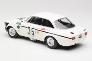 Alfa Romeo GTA 1300 Junior #35 C. Colzani / Pooky / G. Venturi 4 Hours of Jarama 1972 Minichamps 1:18 155721235 Metal — zdjęcie 5 z 6