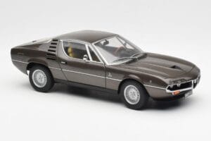 Alfa Romeo Montreal Brązowy Metaliczny AUTOart 1:18 70173 Metal — zdjęcie 6 z 8