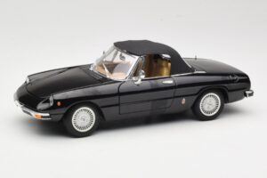 Alfa Romeo Spider 916 Veloce Czarny Ricko 1:18 32107 Metal