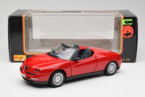 Alfa Romeo Spider 916 Alfa Czerwony Maisto 1:18 50278 Metal — zdjęcie 8 z 8