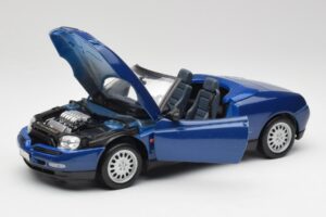 Alfa Romeo Spider 916 Periwinkle Niebieski Maisto 1:18 50308 Metal — zdjęcie 2 z 7