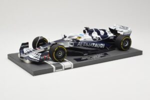 AlphaTauri AT03 #10 P. Gasly Bahrain GP 2022 Minichamps 1:18 117220110 Metal — zdjęcie 2 z 6