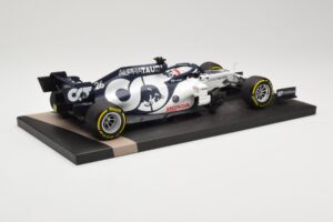 AlphaTauri Honda AT01 #26 D. Kvyat Italian GP 2020 Minichamps 1:18 117200826 Metal — zdjęcie 3 z 6