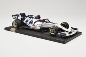 AlphaTauri Honda AT01 #26 D. Kvyat Italian GP 2020 Minichamps 1:18 117200826 Metal — zdjęcie 4 z 6
