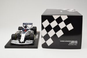AlphaTauri Honda AT01 #26 D. Kvyat Italian GP 2020 Minichamps 1:18 117200826 Metal — zdjęcie 6 z 6