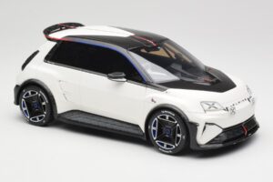 Alpine A290 Beta Glacier White Otto 1:18 OT468 Żywica — zdjęcie 4 z 6