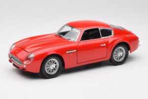 Aston Martin DB4 GT Zagato Czerwony Road Signature 1:18 92728 Metal