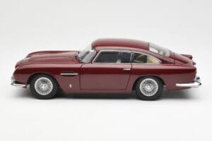 Aston Martin DB5 Dubonnet Czerwony AUTOart 1:18 70213 Metal — zdjęcie 4 z 8
