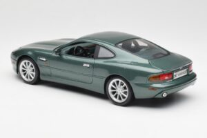 Aston Martin DB7 Vantage Zielony Maisto 1:18 36880 Metal — zdjęcie 7 z 8