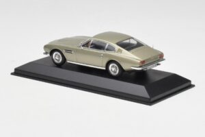 Aston Martin DBS Srebrno-Zielony Metalik Minichamps 1:43 400137600 Metal — zdjęcie 3 z 4
