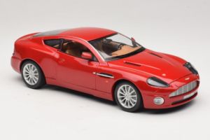Aston Martin V12 Vanquish Czerwony Bburago 1:18 33334063 Metal — zdjęcie 6 z 8