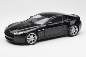Aston Martin V8 Vantage Onyx Czarny AUTOart 1:18 70202 Metal