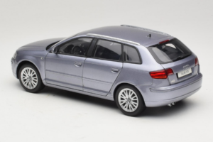 Audi A3 8P Sportback Light Blue Metallic Kyosho 1:18 5010403025 Metal — zdjęcie 7 z 8
