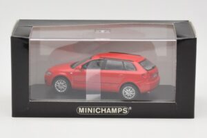 Audi A3 8P Sportback Czerwony Minichamps 1:43 5010403023 Metal — zdjęcie 4 z 4