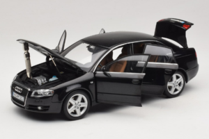 Audi A4 B6 3.2 Quattro Czarny Minichamps 1:18 5010404125 Metal — zdjęcie 2 z 8