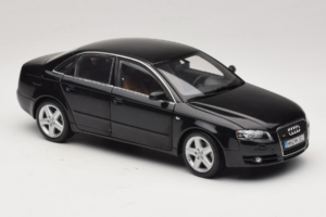Audi A4 B6 3.2 Quattro Czarny Minichamps 1:18 5010404125 Metal — zdjęcie 6 z 8