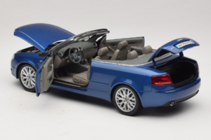 Audi A4 B6 Kabriolet Niebieski Norev 1:18 5010504325 Metal — zdjęcie 5 z 9