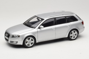 Audi A4 B7 3.2 Quattro Avant Srebrny Minichamps 1:18 5010404215 Metal
