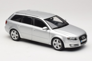 Audi A4 B7 3.2 Quattro Avant Srebrny Minichamps 1:18 5010404215 Metal — zdjęcie 6 z 8