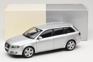 Audi A4 B7 3.2 Quattro Avant Srebrny Minichamps 1:18 5010404215 Metal — zdjęcie 8 z 8