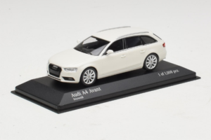 Audi A4 B8 Avant Biały Minichamps 1:43 410011010 Metal — zdjęcie 2 z 5