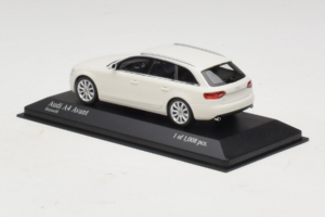 Audi A4 B8 Avant Biały Minichamps 1:43 410011010 Metal — zdjęcie 3 z 5