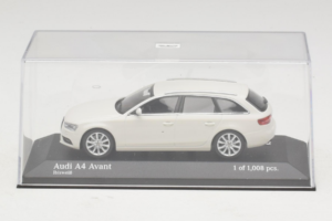Audi A4 B8 Avant Biały Minichamps 1:43 410011010 Metal — zdjęcie 4 z 5