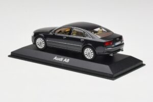 Audi A8 D3 Phantom Czarny Minichamps 1:43 5010508133 Metal — zdjęcie 3 z 4