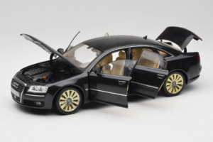 Audi A8 D3 W12 Czarny Kyosho 1:18 5010508135 Metal — zdjęcie 2 z 8