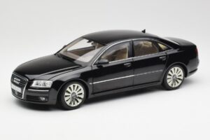 Audi A8 D3 W12 Czarny Kyosho 1:18 09212BK Metal