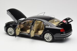 Audi A8 D3 W12 Czarny Kyosho 1:18 09212BK Metal — zdjęcie 5 z 8