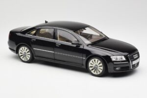 Audi A8 D3 W12 Czarny Kyosho 1:18 09212BK Metal — zdjęcie 6 z 8