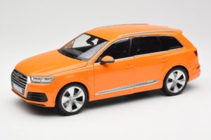 Audi Q7 4M Pomarańczowy Metallic Minichamps 1:18 110014004 Metal